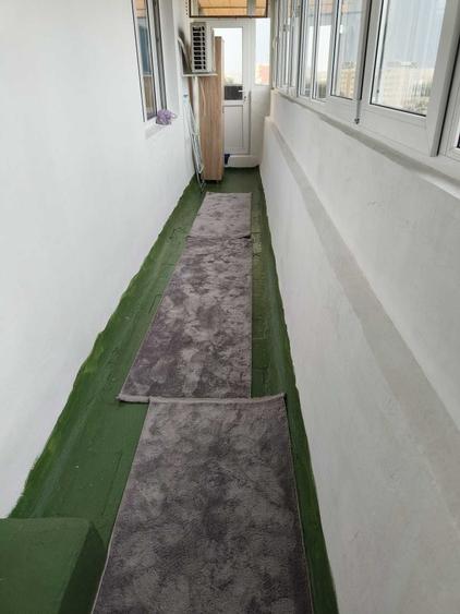 Garsonieră decomandată în Titan