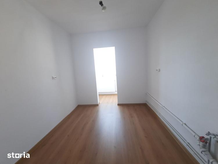 Apartament cu 2 camere decomandat în Vasile Aaron