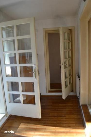 Casa spa?ioasa in centrul Bra?ovului - 1