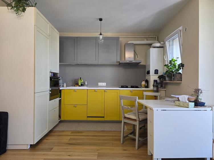 Apartament cu 2 camere semidecomandat în Tineretului