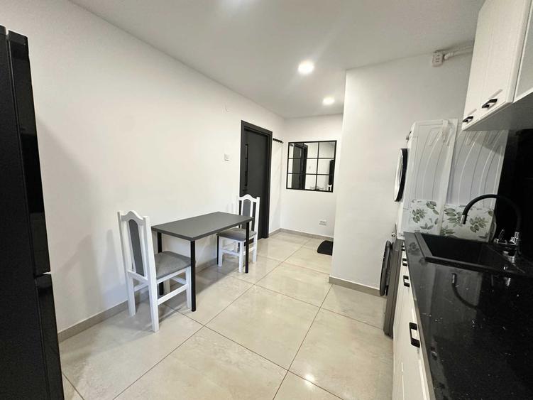 Apartament cu 2 camere semidecomandat în Cornișa