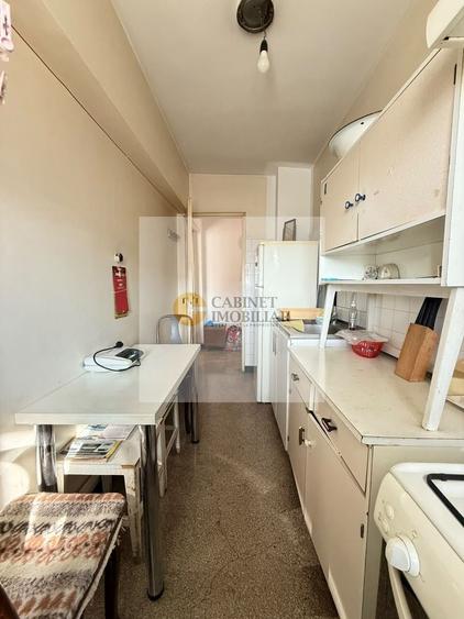 Apartament cu 2 camere semidecomandat, mobilat în Calea Victoriei