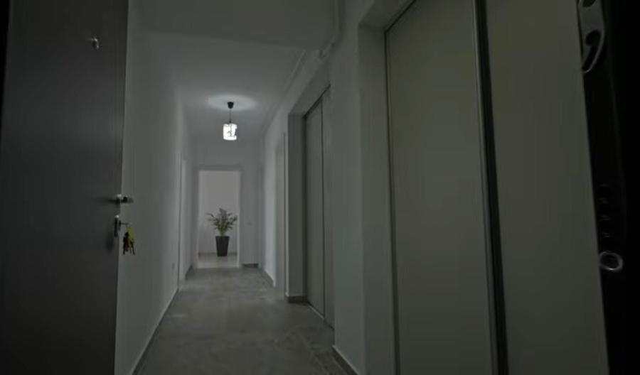 Apartament cu 2 camere decomandat în Fundeni