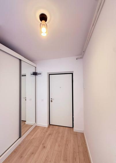 Apartament cu 2 camere semidecomandat, mobilat în Florești