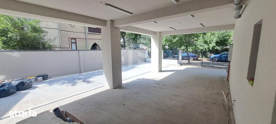 Apartament cu 3 camere decomandat, mobilat în Pantelimon