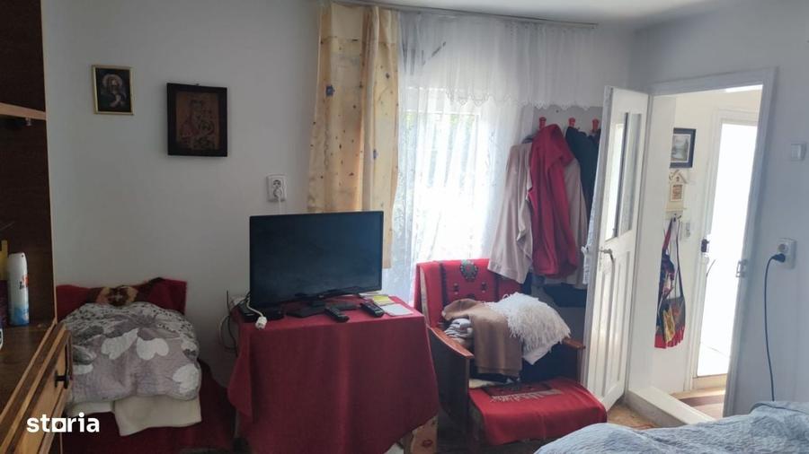 Casă cu 2 camere în Ingărești