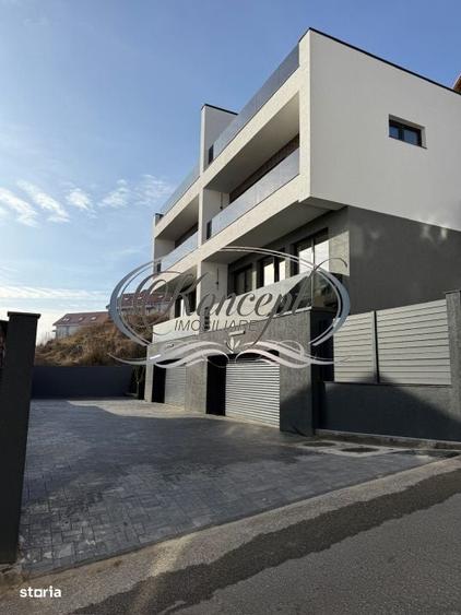 Casa exclusivista cu terasa si vedere panoramica - 18