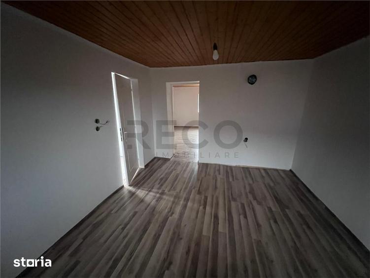 Casă cu 3 camere cu Teren 21984 Mp în Plopiș