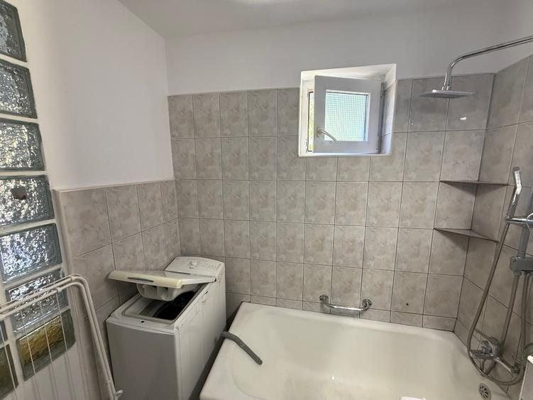 Apartament cu 2 camere decomandat, mobilat în Complex Studențesc