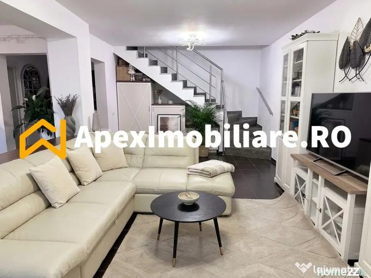 Apartament cu 3 camere, mobilat în Roșu