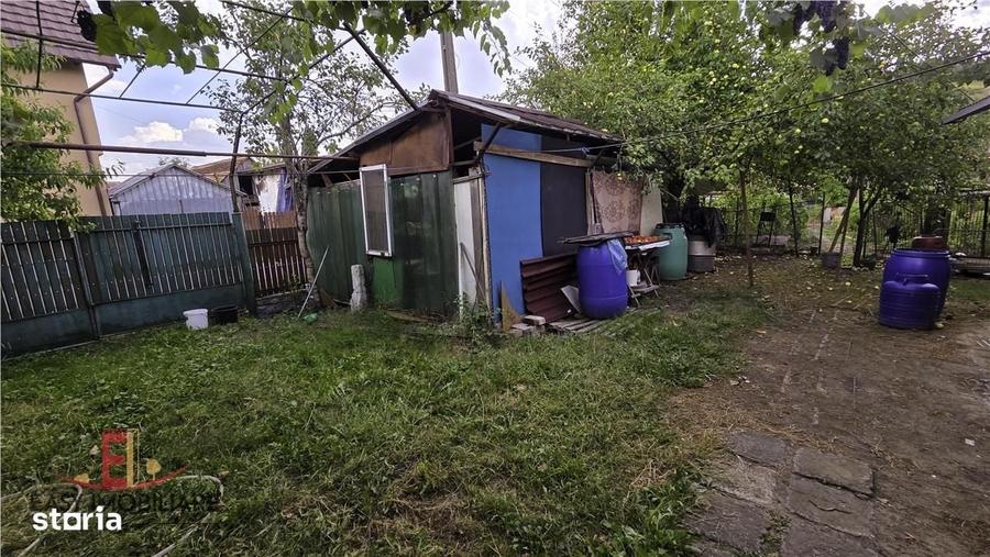 Casă cu 2 camere cu Teren 800 Mp în Păsăreni