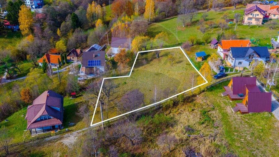 Teren Construcții intravilan de 1841 mp, în Predeluț
