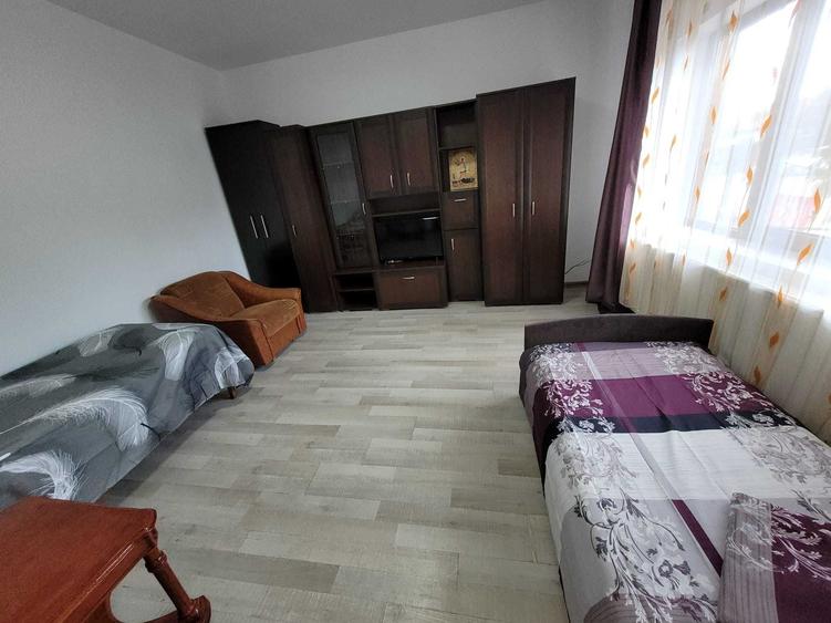 Casă cu 3 camere cu Teren 50 Mp în Gării