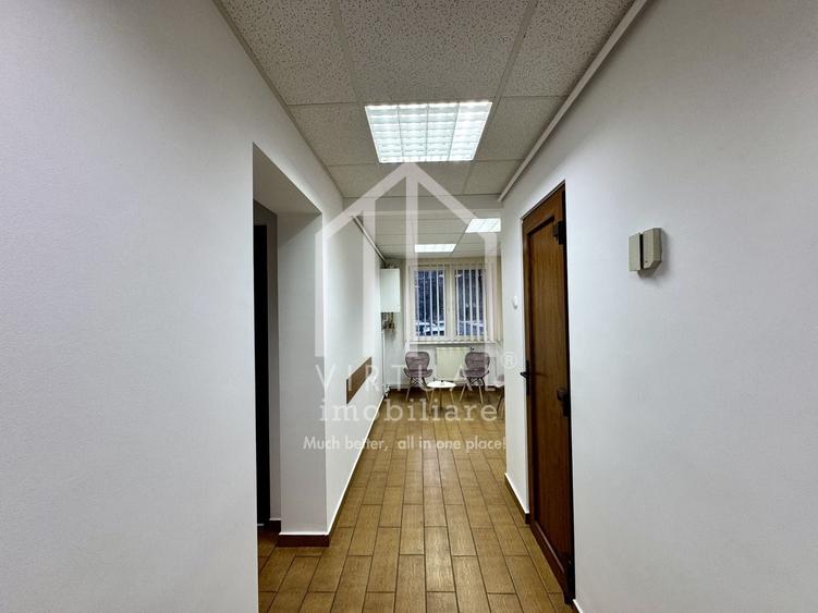 Apartament cu 3 camere decomandat în Central