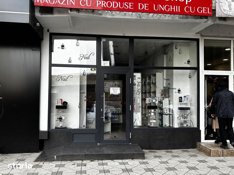 Spațiu comercial, de 24 mp, în Ultracentral