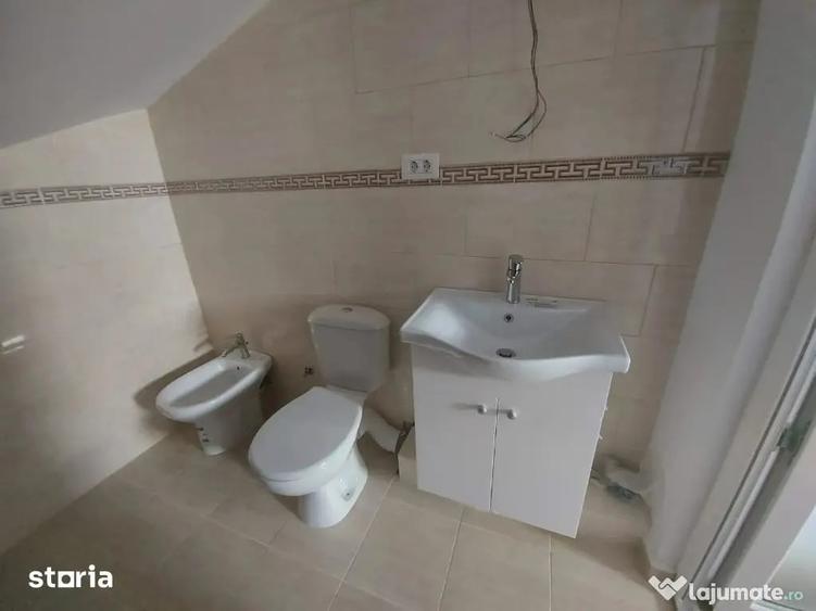 Casă cu 3 camere cu Teren 350 Mp în Ipotești