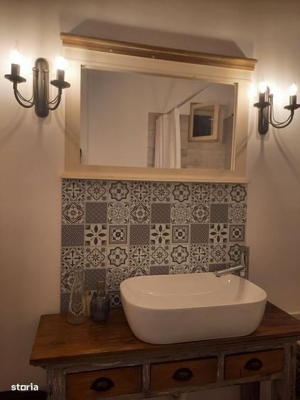 Apartament cu 4 camere decomandat în Central