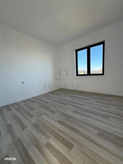 Casă cu 4 camere în Moșnița Nouă