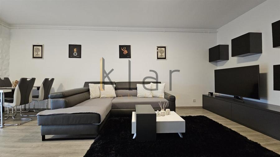 Apartament cu 3 camere semidecomandat, mobilat în Bună Ziua
