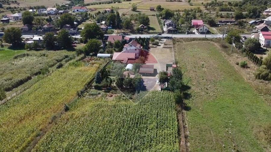 Teren Construcții intravilan de 3800 mp, în Vâlcele