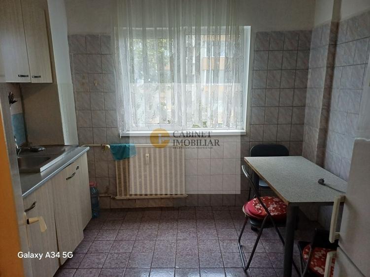 Apartament cu 2 camere semidecomandat în Uverturii