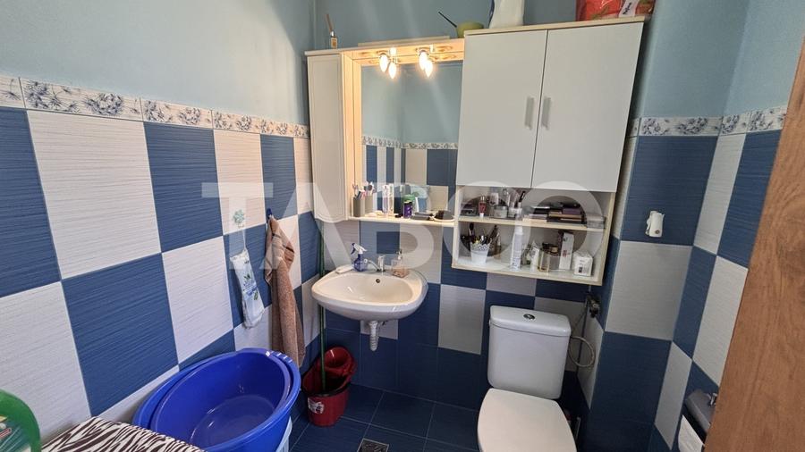 Duplex cu 3 camere cu Canalizare în Șura Mare
