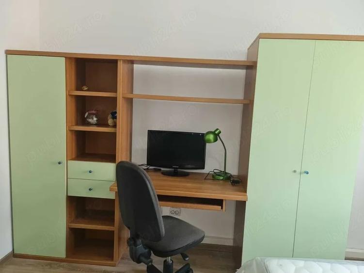 Apartament cu 3 camere semidecomandat în Tătărași