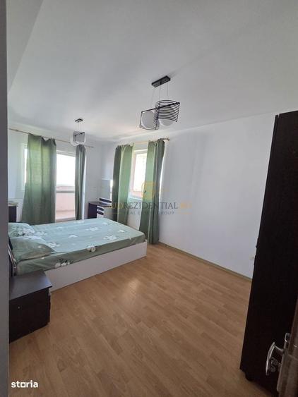 Apartament cu 2 camere semidecomandat, mobilat în 1 Decembrie