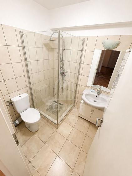 Apartament cu 3 camere în Turnișor