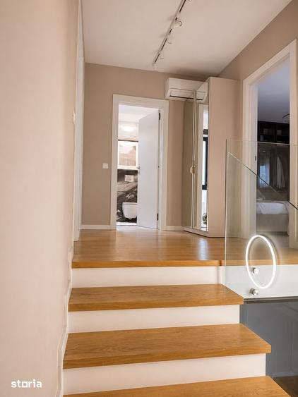 Casă cu 4 camere cu Teren 280 Mp în Corbeanca