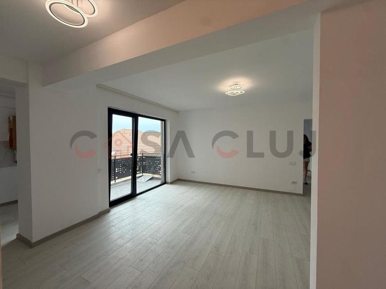 Apartament cu 3 camere semidecomandat în Someșeni