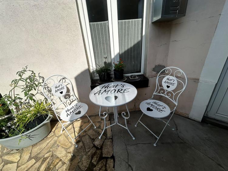 Apartament cu 4 camere decomandat în Bălcescu