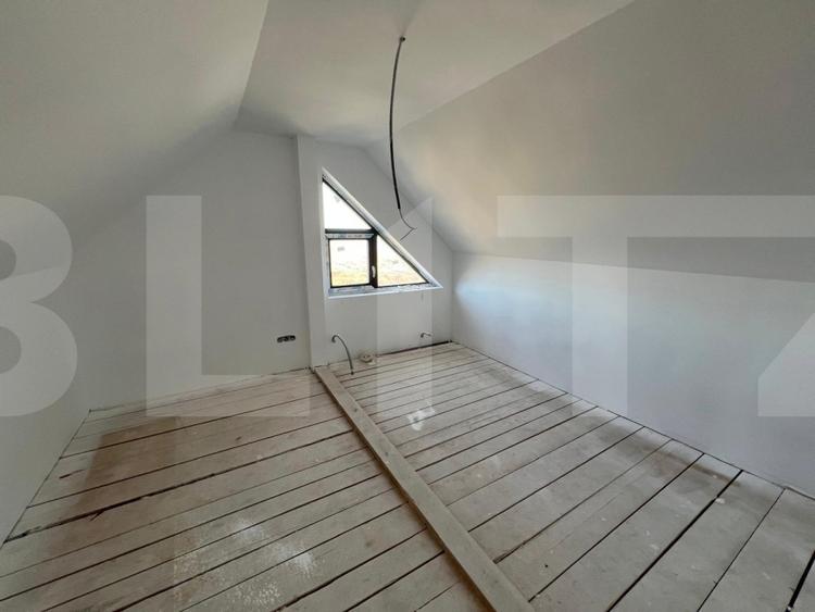 Duplex cu 7 camere cu Garaj în Feleacu