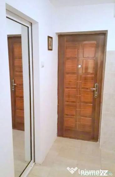 Garsonieră decomandată în Micro 40