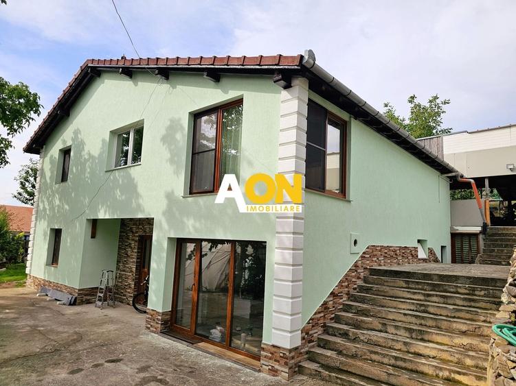 Casă individuală cu 6 camere cu Canalizare în Ciugud