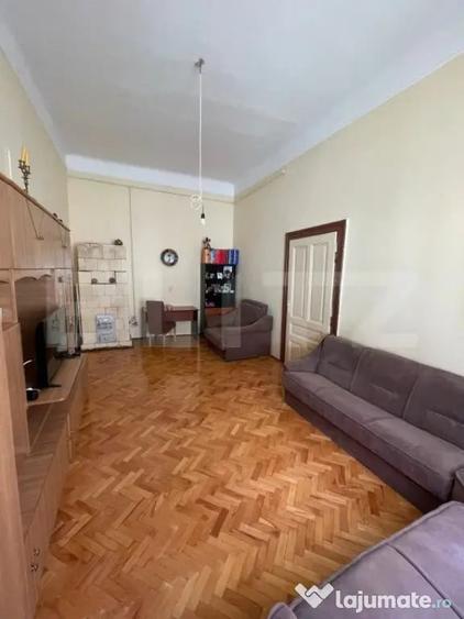 Apartament cu 2 camere semidecomandat, mobilat în Central