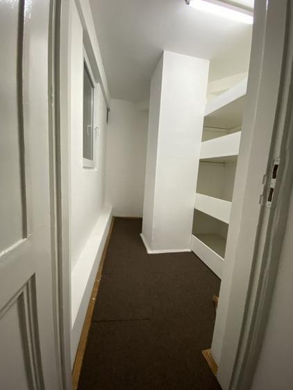 Apartament cu 3 camere semidecomandat, mobilat în Universitate