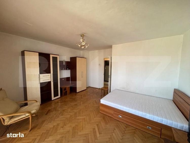 Garsonieră decomandată în Complex Studențesc