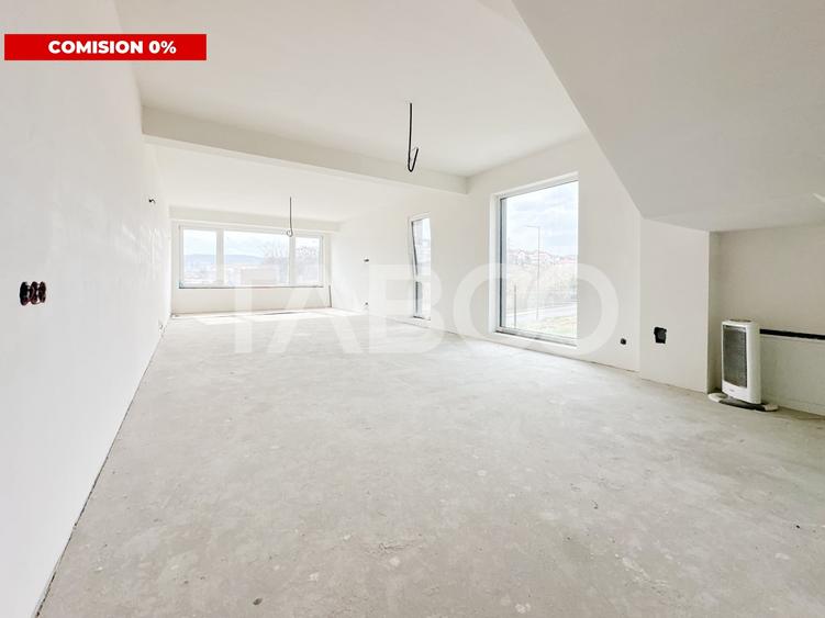 Duplex cu 4 camere cu Canalizare în Dâmbul Rotund