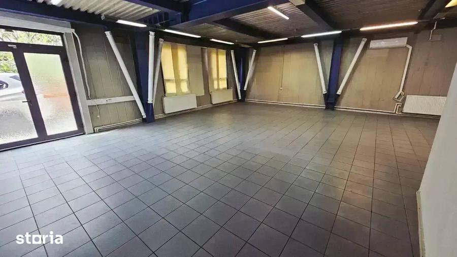 Spațiu comercial, de 370 mp, în Dămăroaia