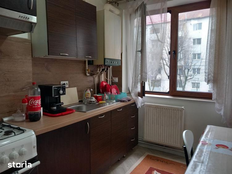 Apartament cu 2 camere decomandat în Progresul