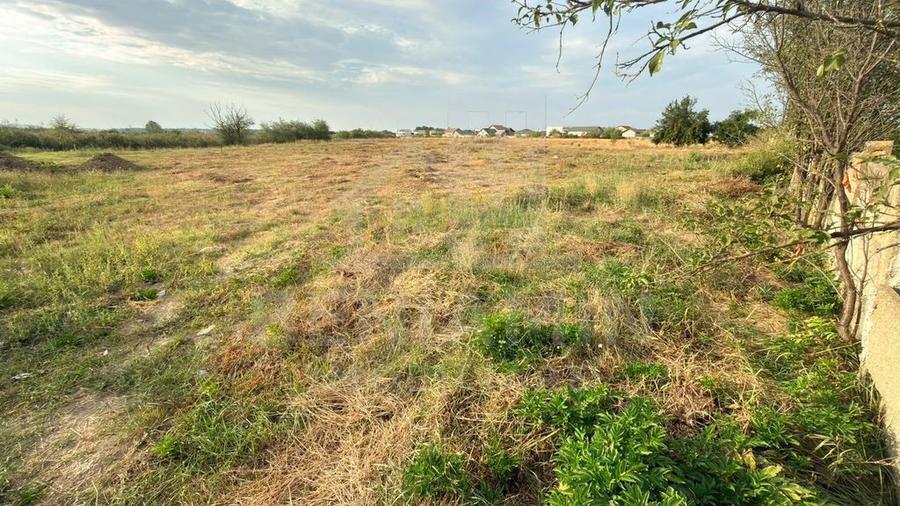 Teren de 550 mp, în Popoveni