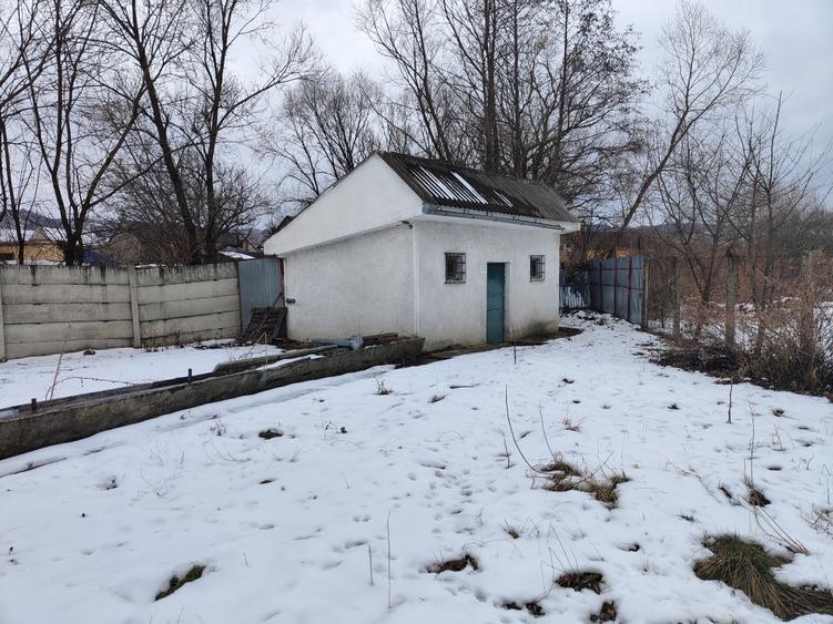 Casă individuală cu 5 camere cu Teren 1250 Mp în Vulcan