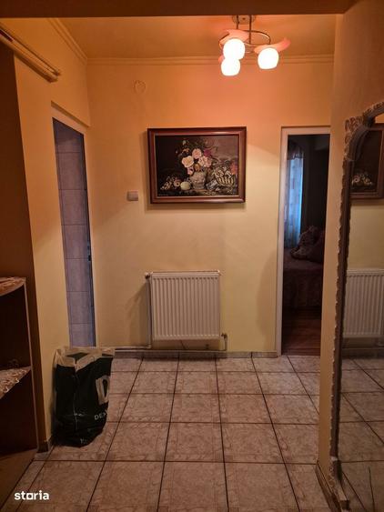 Inchiriez apartament 2 camere - 5