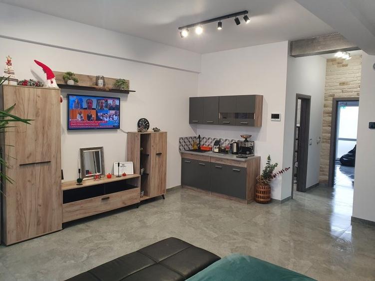 Spațiu comercial, de 51 mp, în Central