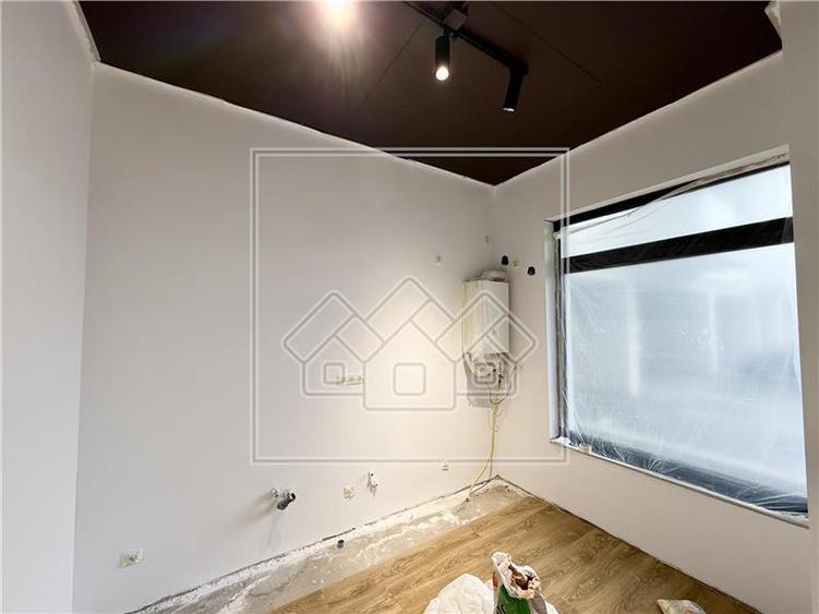 Spațiu comercial, de 174.5 mp, în Turnișor
