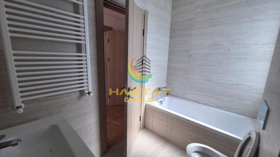 Apartament cu 4 camere decomandat în Metalurgiei