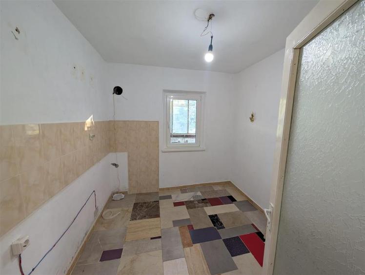Apartament cu 2 camere decomandat în Radu Negru