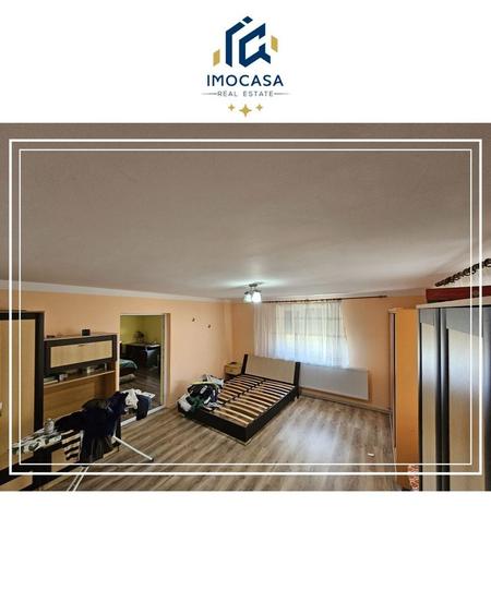 Casă individuală cu 4 camere cu Canalizare în Mocrea