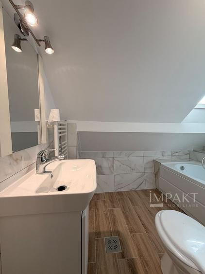 Apartament cu 2 camere decomandat, mobilat în Central